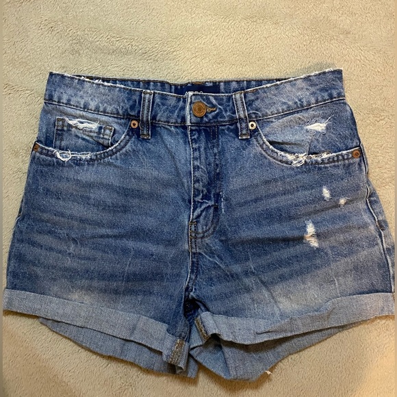 Aeropostale Mom Short - Picture 1 of 3